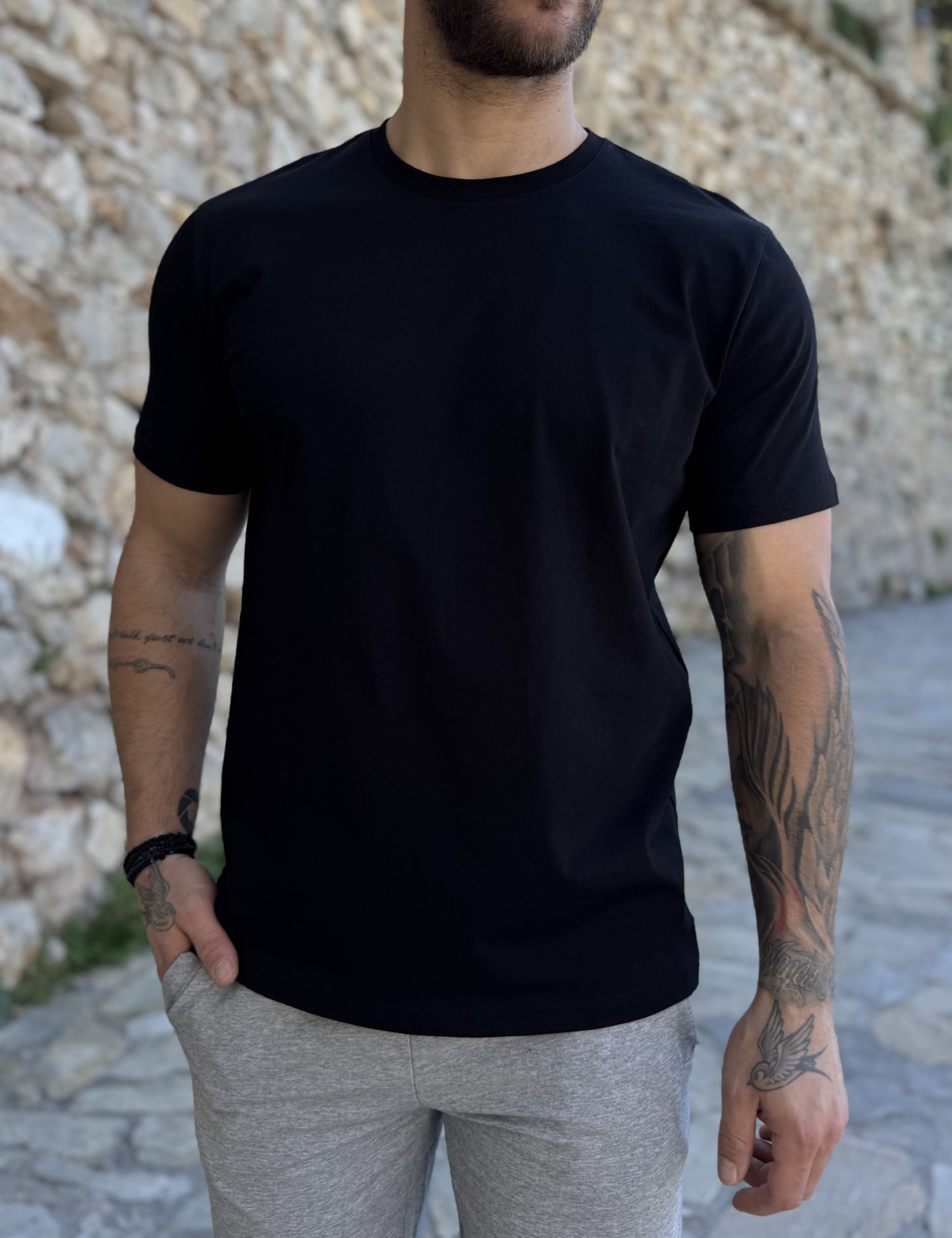 RJN Ανδρική μαύρη κοντομάνικη μπλούζα R260332